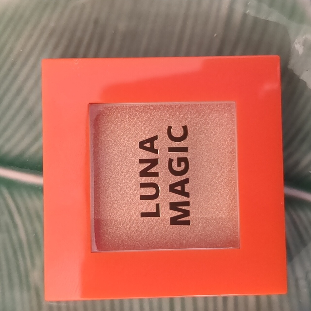 Powder Highlighter